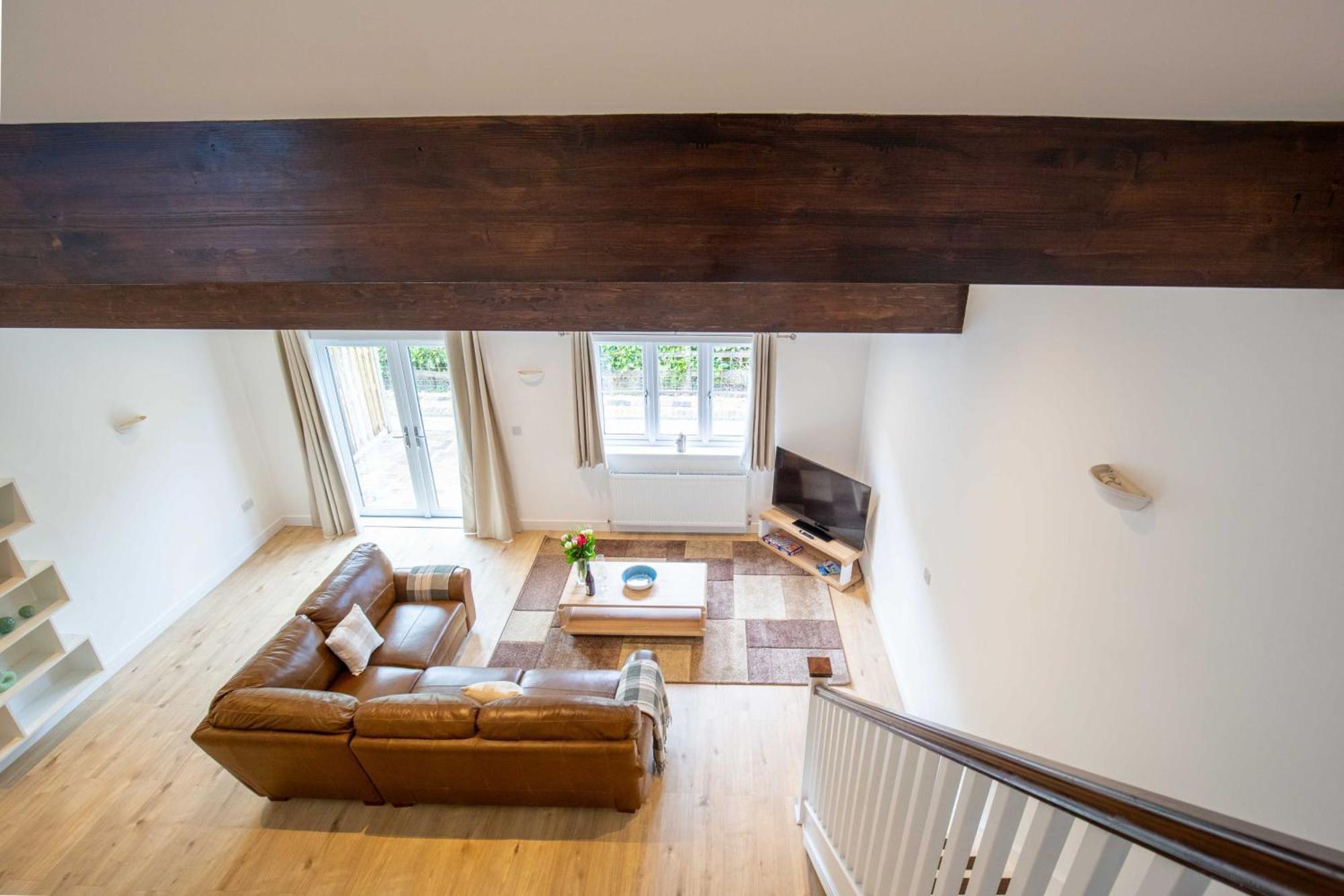 Aintree Cottage Сайърънсестър Екстериор снимка